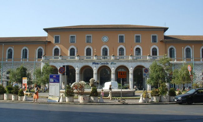 Pisa Centrale Train Station