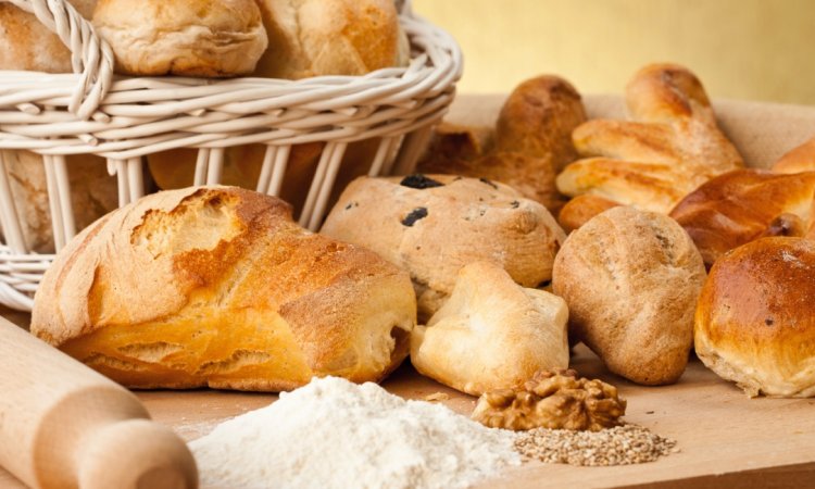 Italian breadbasket. Italian Bread. Italian Bakery.